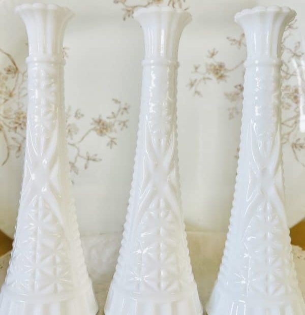 Set Of 3 Milk Glass Vases / Bud Vases In Stars & Bars Pattern By Anchor  Hocking | Vintage Keepers